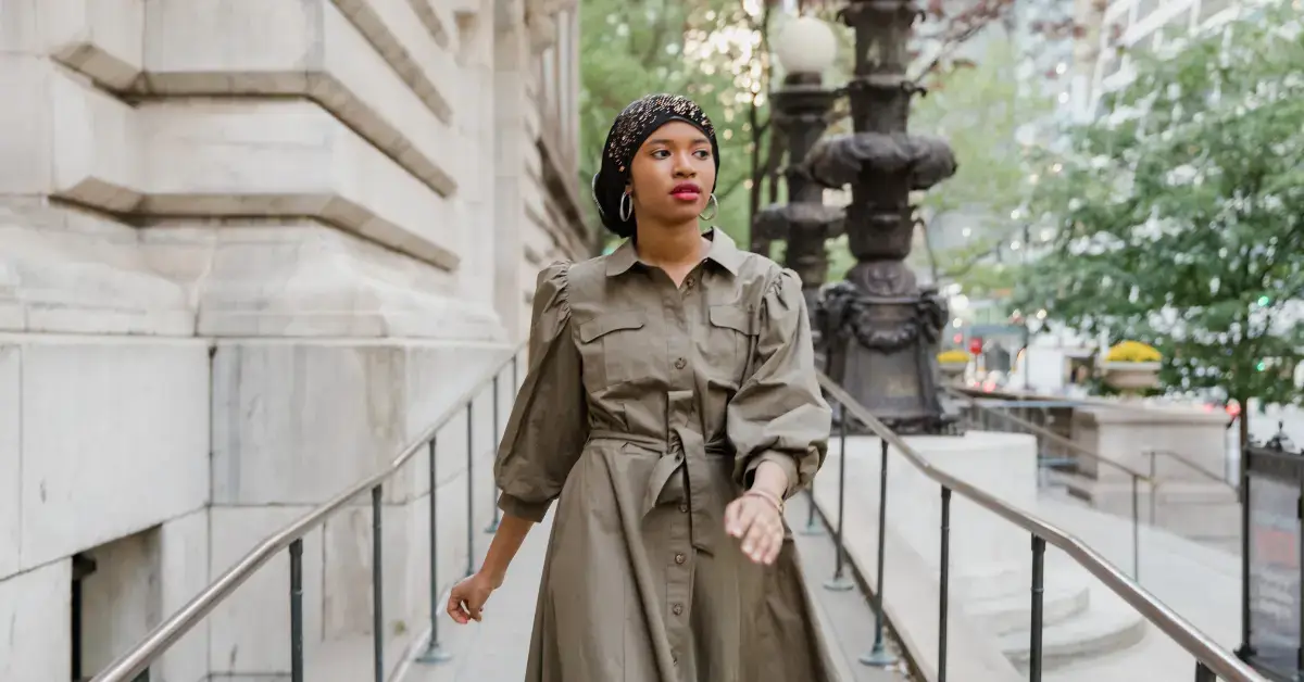 20+ Modest Spiritual Fashion Outfits You Will Love 2024 1 Modest Spiritual Fashion: a woman wear a long jacket in beige