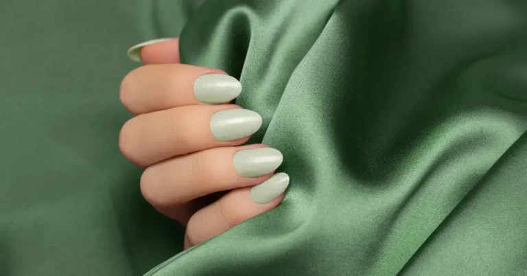 20+ Green Aura Nails Insta And TikTok Go Crazy 155 Green Aura Nails: light green nails